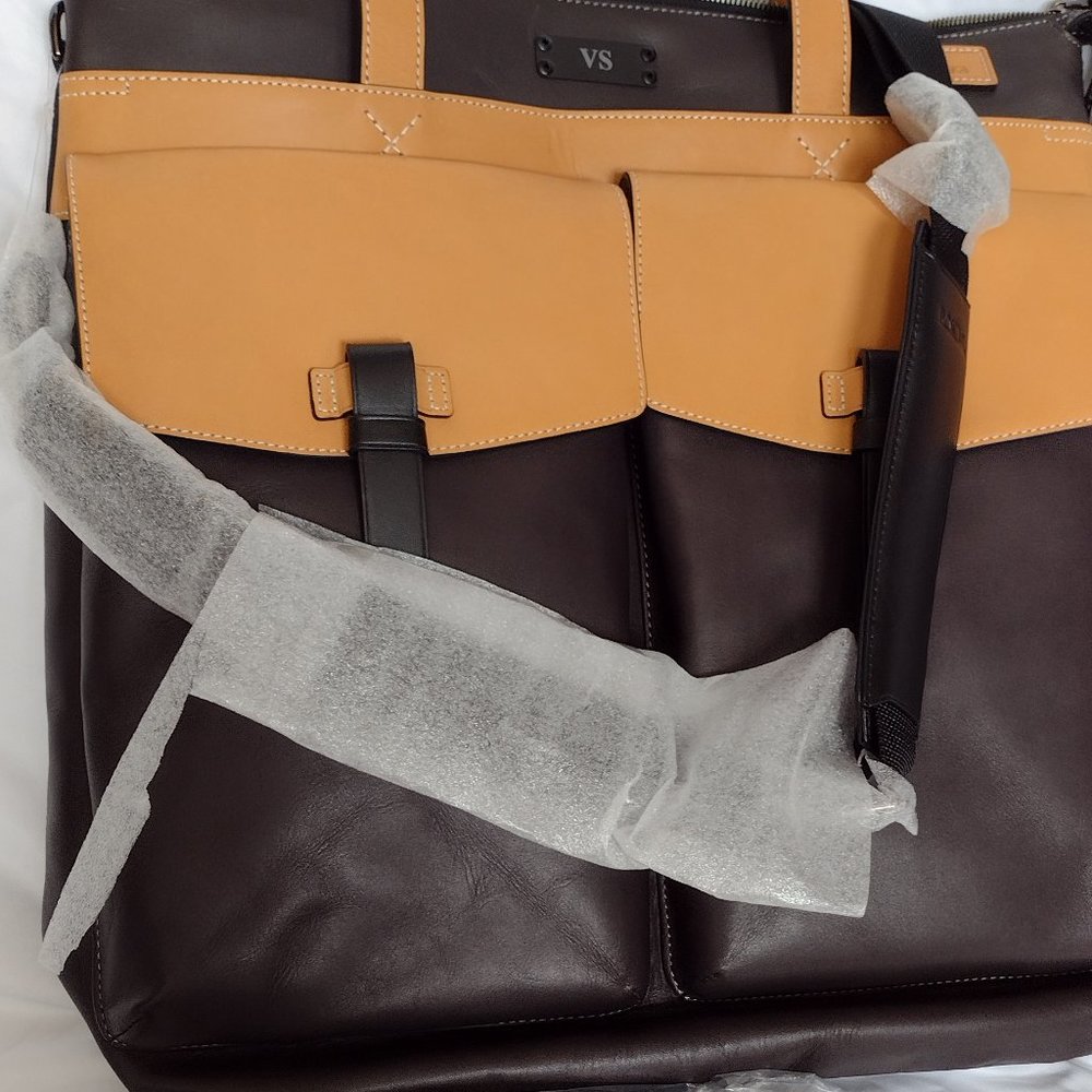 Tumi Santa Monica Whitfield Helmet Bag *New - Picture 9 of 13